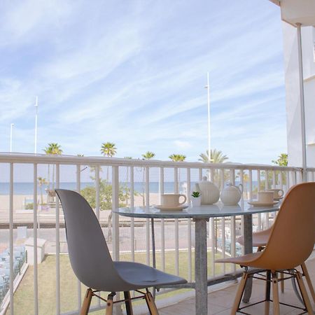 Precioso Apartamento En 1º Linea De La Playa De Gandia Solo Familias Exterior photo